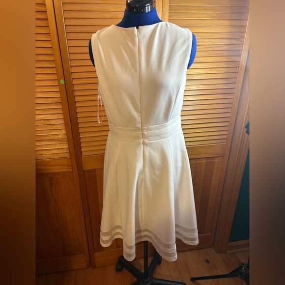 Calvin Klein Cream Cocktail Dress - Picture 2 of 3